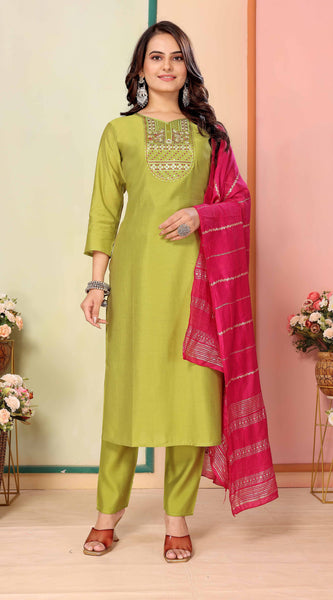 Silk Parrot Kurta Set with Dupatta