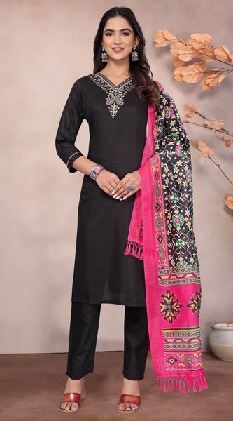 Embroidered Black Kurta Set with Dupatta