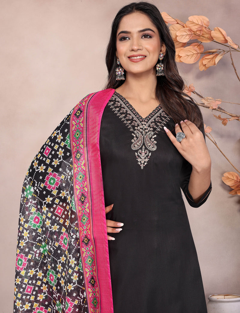Embroidered Black Kurta Set with Dupatta