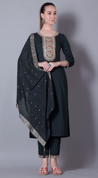 Embroidered Green Kurta Set with Dupatta